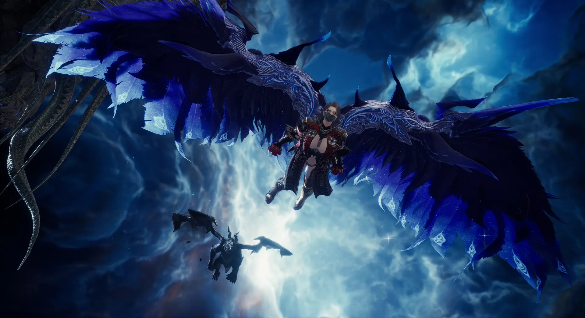 Un daeva despliega inmensas alas añil luminosas ante una nebulosa azul arremolinada, con un pequeño dragón acompañante volando debajo.